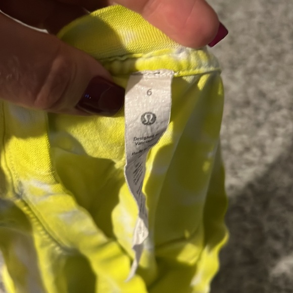 Lululemon crop tank 🍋 - Picture 3 of 3
